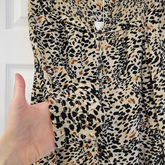 NWT Animal Cheetah Print Oversized Blouse Beach Lunch Lounge Top, Size S - Picture 4 of 8